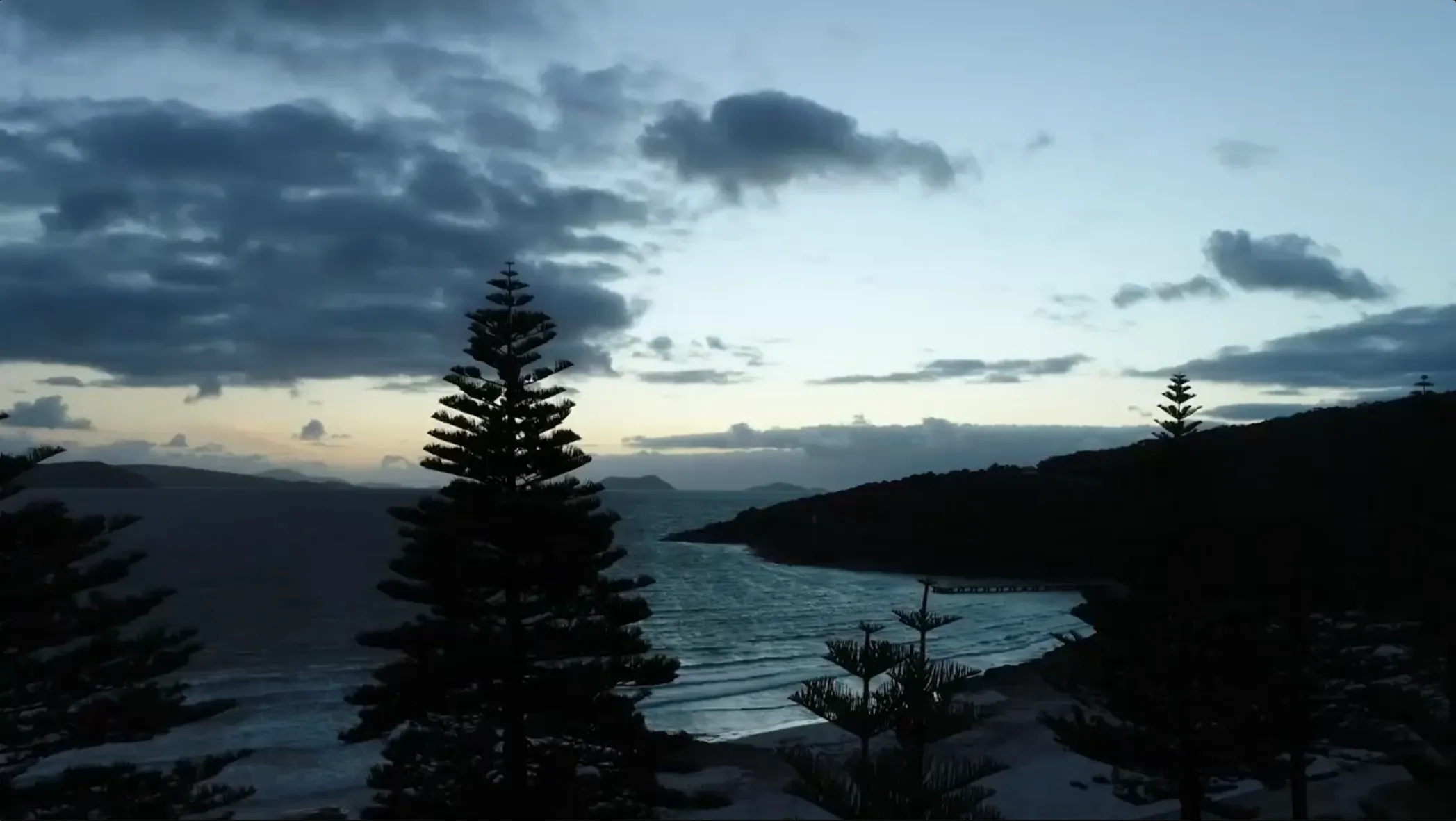 A photo of the ocean in Albany.